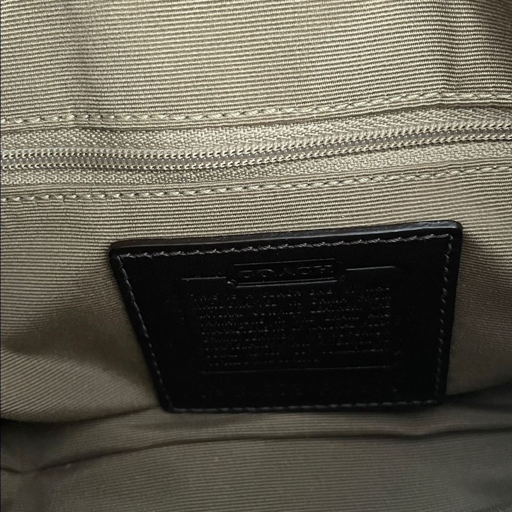 Vintage Coach Soho Flap Shoulder Bag - Picture 3 of 4